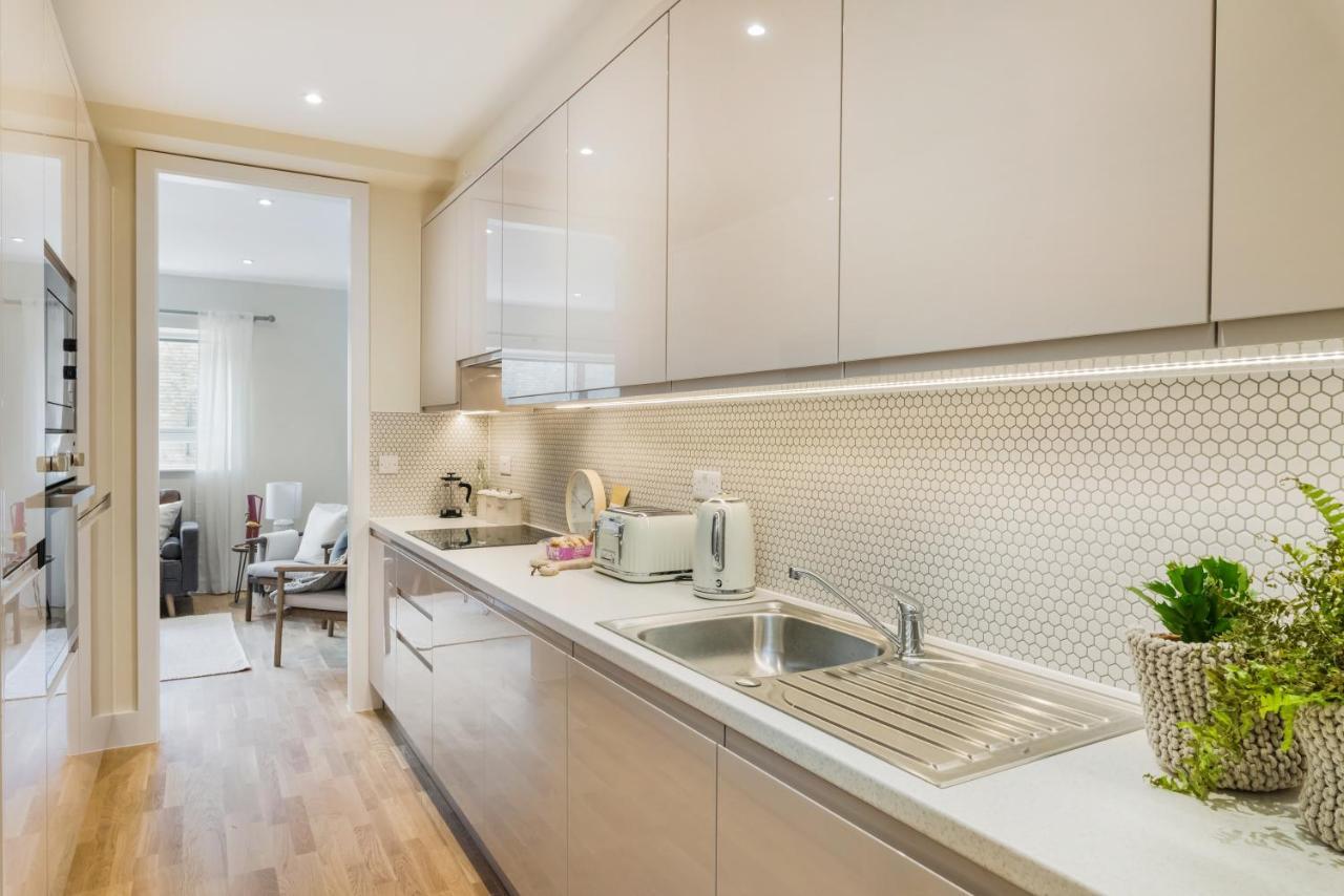 Staylux Kensington Лондон Екстериор снимка